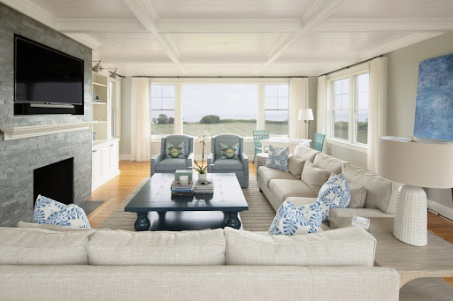 Choosing the Right Living Room Furniture Layout