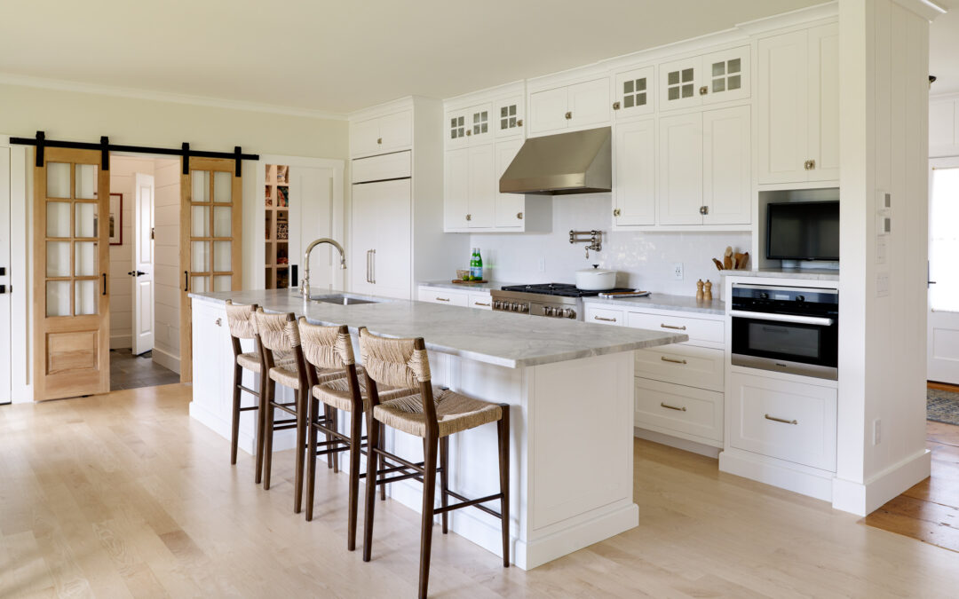 When to DIY and When to Hire a Pro for Kitchen Renovations